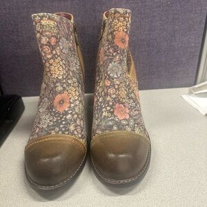 NEW L'Artiste by Spring Step Melvina Leather Ankle Boots size 41